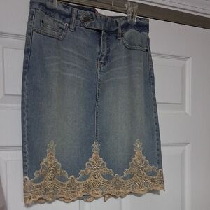 The Limited  Gold-Accent Denim Jeans Sz 8 $30.